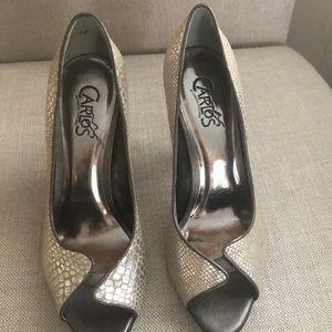 Carlos Santana shoes